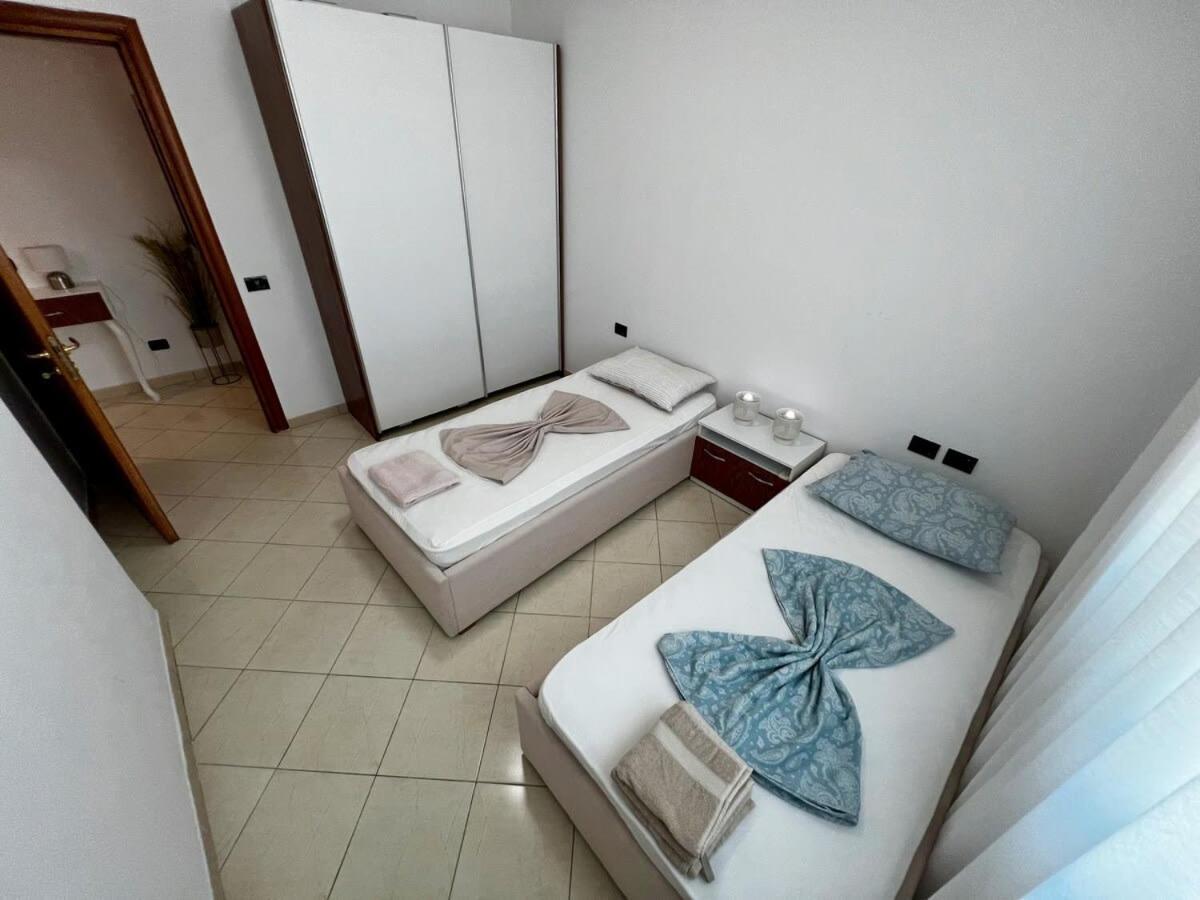 Adriatic 530 *
