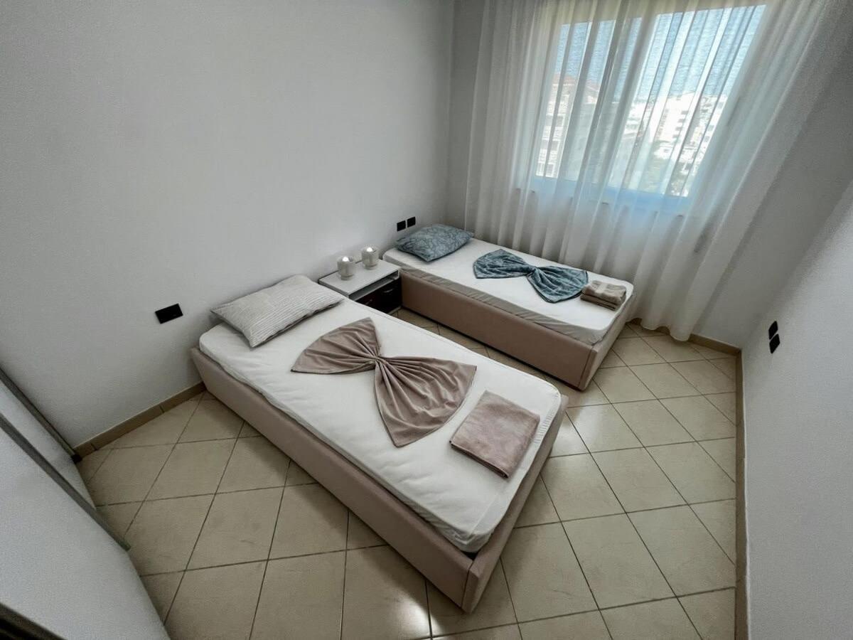 Adriatic 530 *